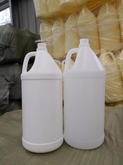 李东旭,公司经营范围包括:销售:塑料制品,